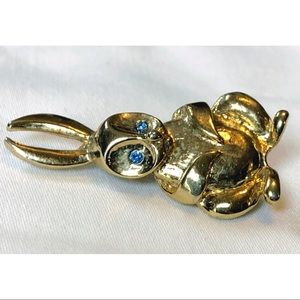 Vintage Avon Bunny Brooch